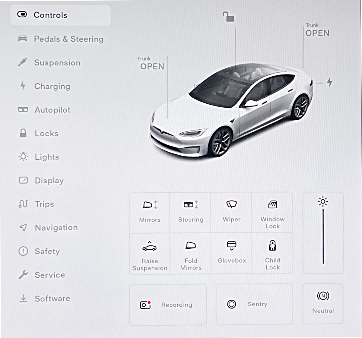 model-s-controls-2021.32.jpg