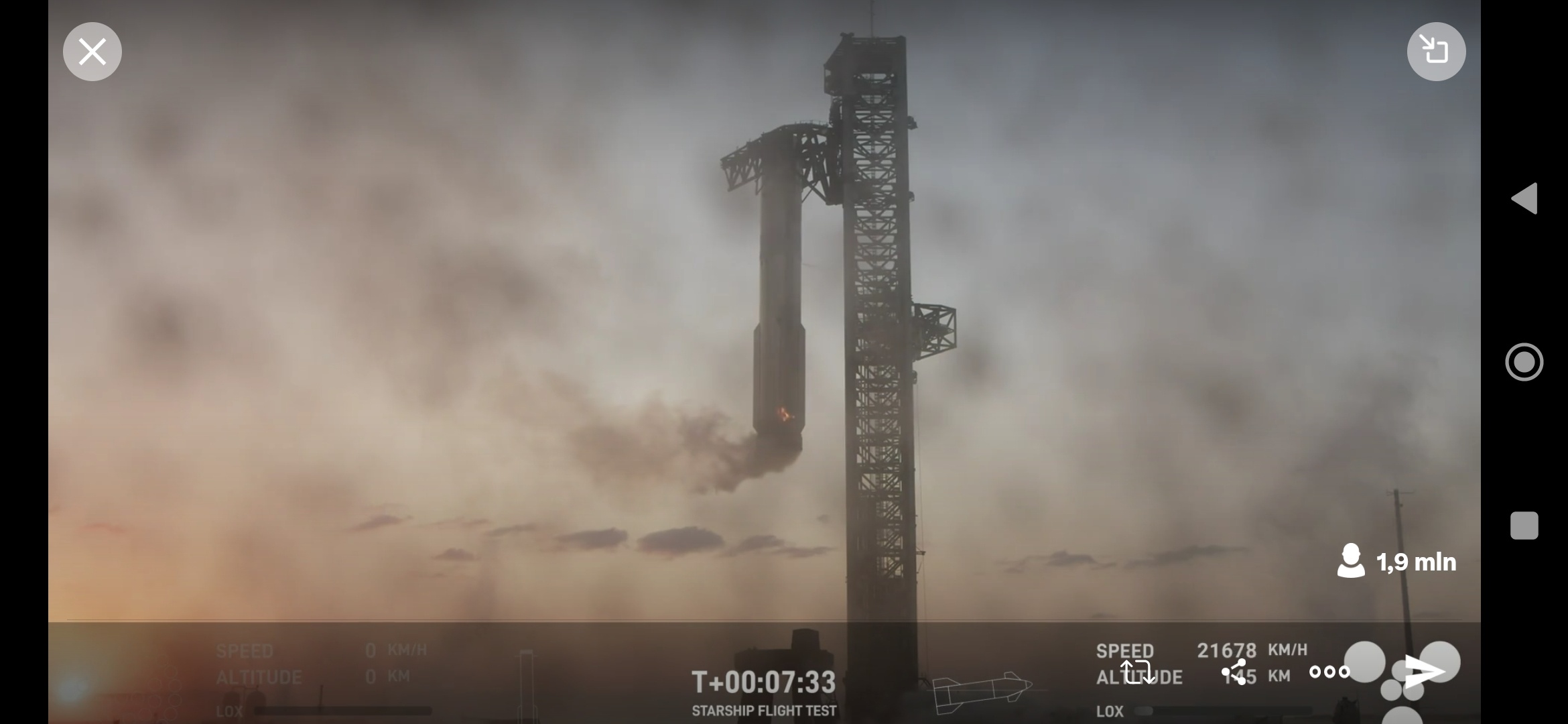 Starship Booster - wylądował - wisi.jpg