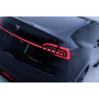 ersatzrucklichter-mit-led-leiste-fur-tesla-model-3-und-model-y.jpg