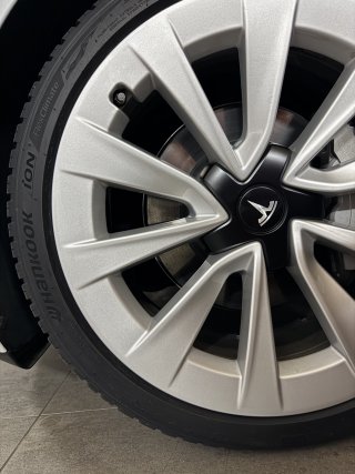 hankook.jpg