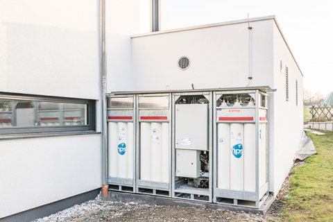 HPS-Wasserstoffspeicher-installiert-640-px.jpg
