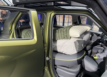 Hyundai Inster materac.jpg