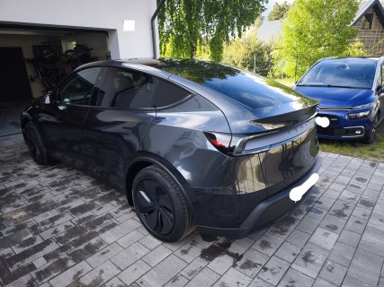 tesla.jpg