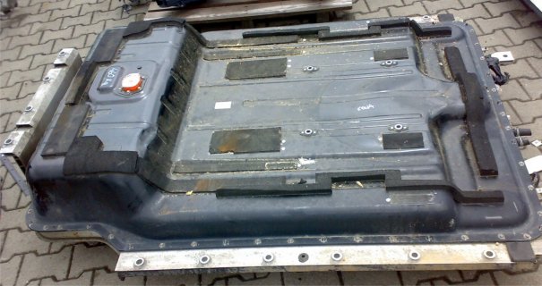 Kona_64kWh-bateria.jpg